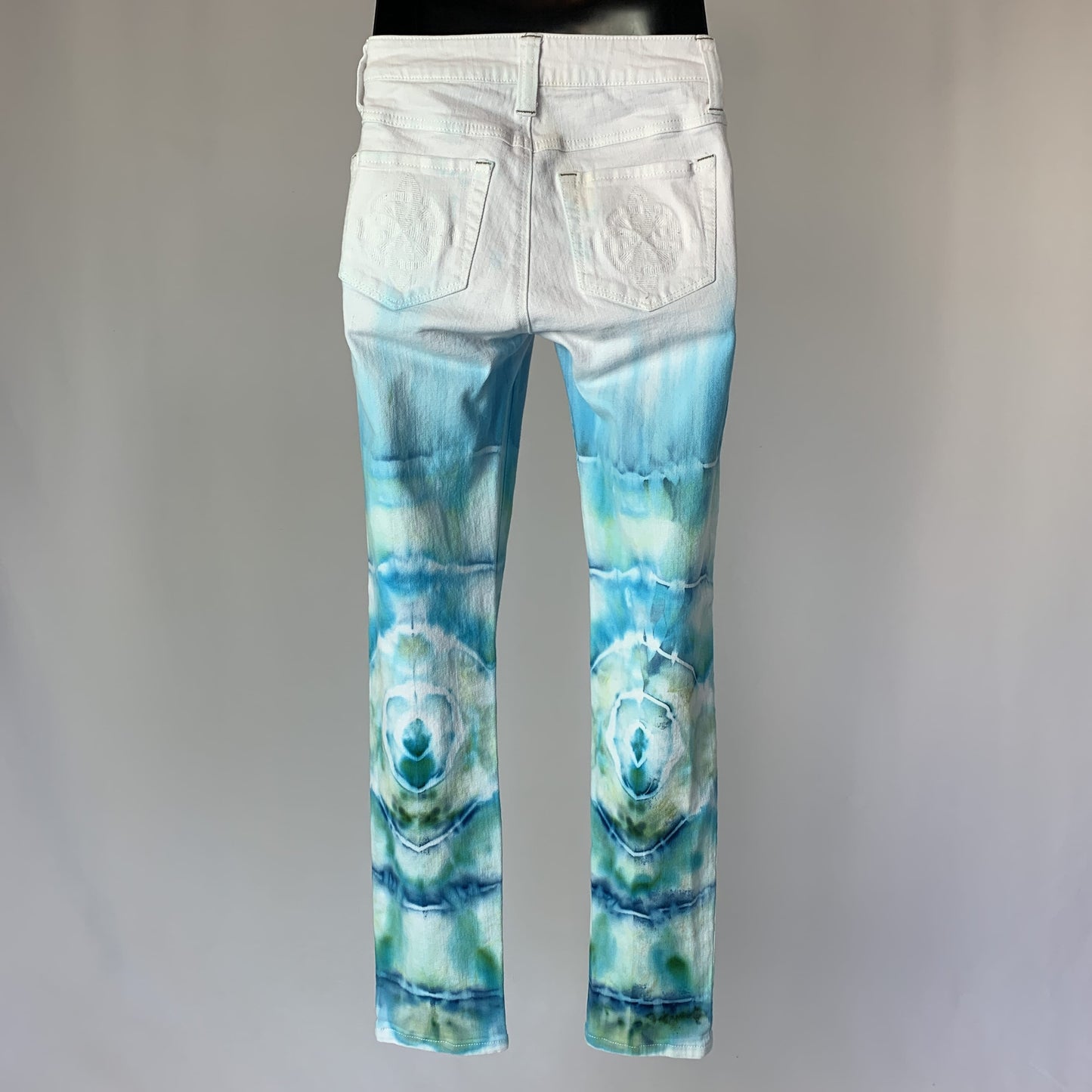 Ripples in a Pond | Skinny leg jeans | 29” waist