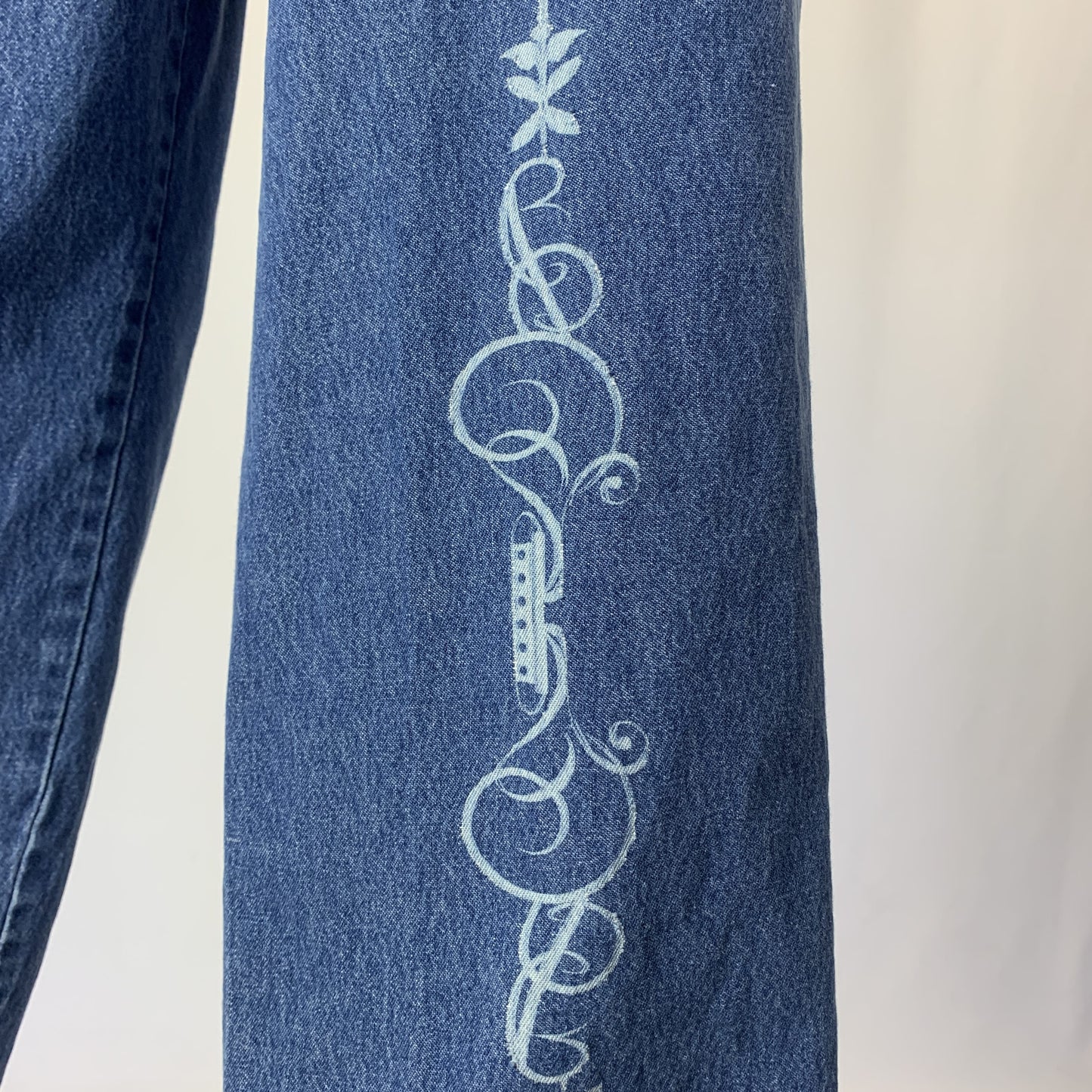 Long Gorgeous Ornate Filigree | Jeans | 36-40” waist