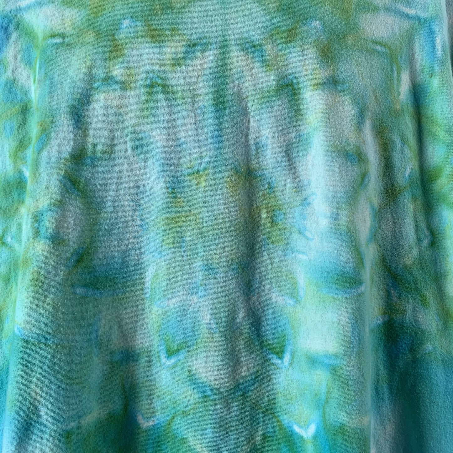 Ocean Heart Mandala | T-shirt | 46+" chest