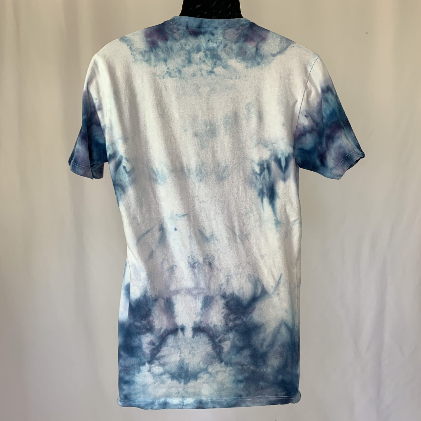 Oceanic Fractals | T-shirt | 39” chest